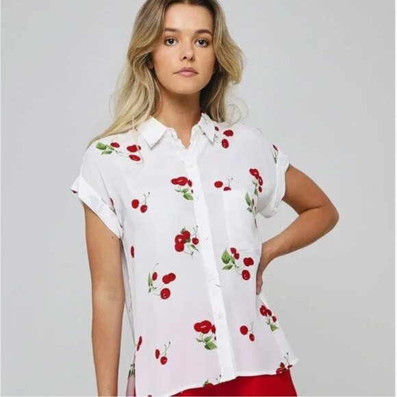 Rails Whitney Cherry Bloom Short Sleeve Button Down Retro Tops Size Medium - Picture 1 of 7